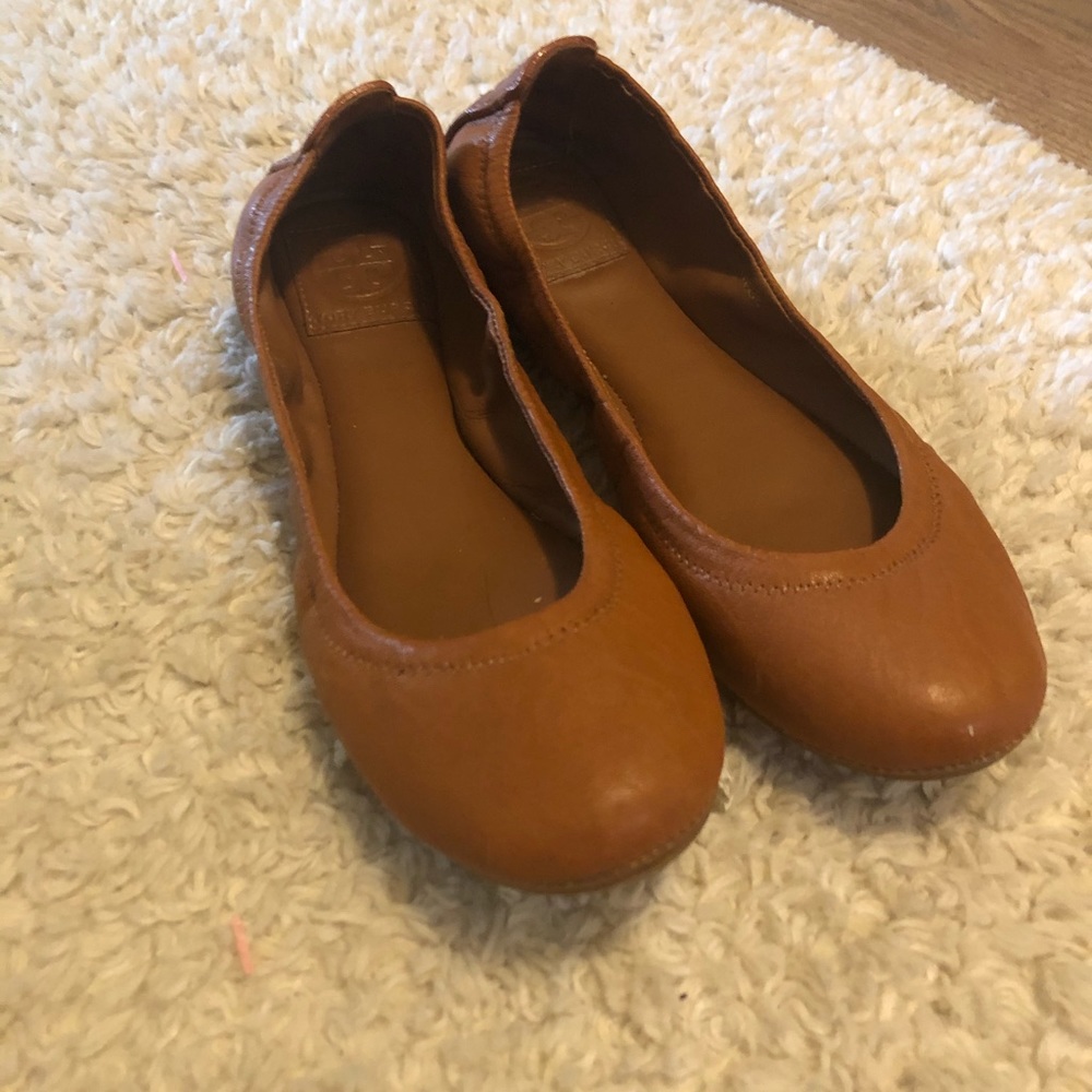 Tory Burch Flats.